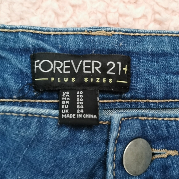 Forever 21 Distressed Denim Shorts - Picture 2 of 2